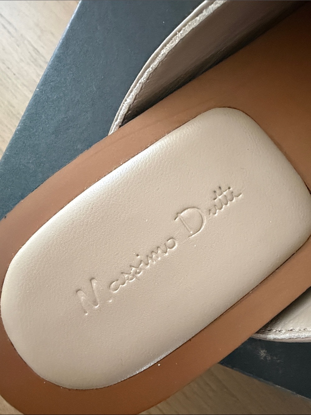 Massimo Dutti Leather Mule Loafers with Gold Buckle - Picture 8 of 9